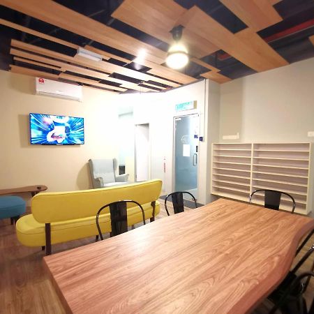 Maco Inn Austin Heights @ยะโฮร์บาห์รู ภายนอก รูปภาพ