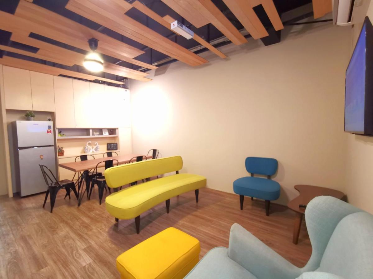 Maco Inn Austin Heights @ยะโฮร์บาห์รู ภายนอก รูปภาพ